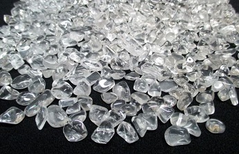 パワーストンの浄化方法,石の浄化方法,天然石浄化方法,パワーストーンを太陽光で浄化する方法,パワーストーンを月光で浄化する方法,パワーストーンをクラスター水晶で浄化する方法